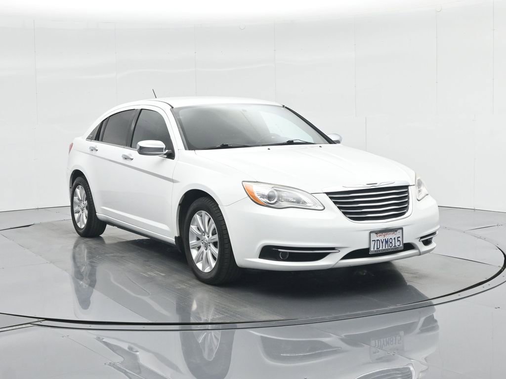 Used 2014 Chrysler 200 Limited image 57