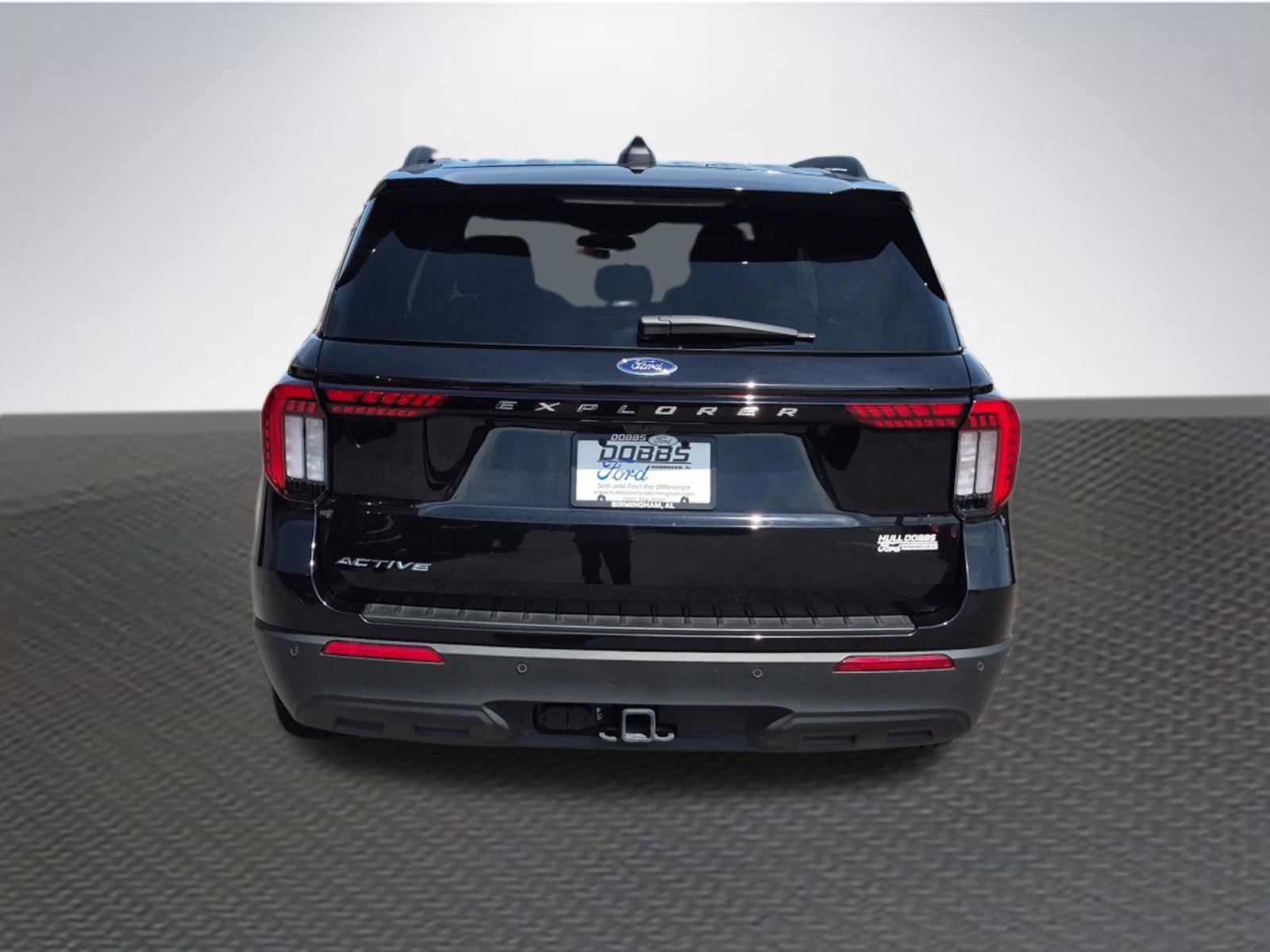 Certified 2025 Ford Explorer Active image 6