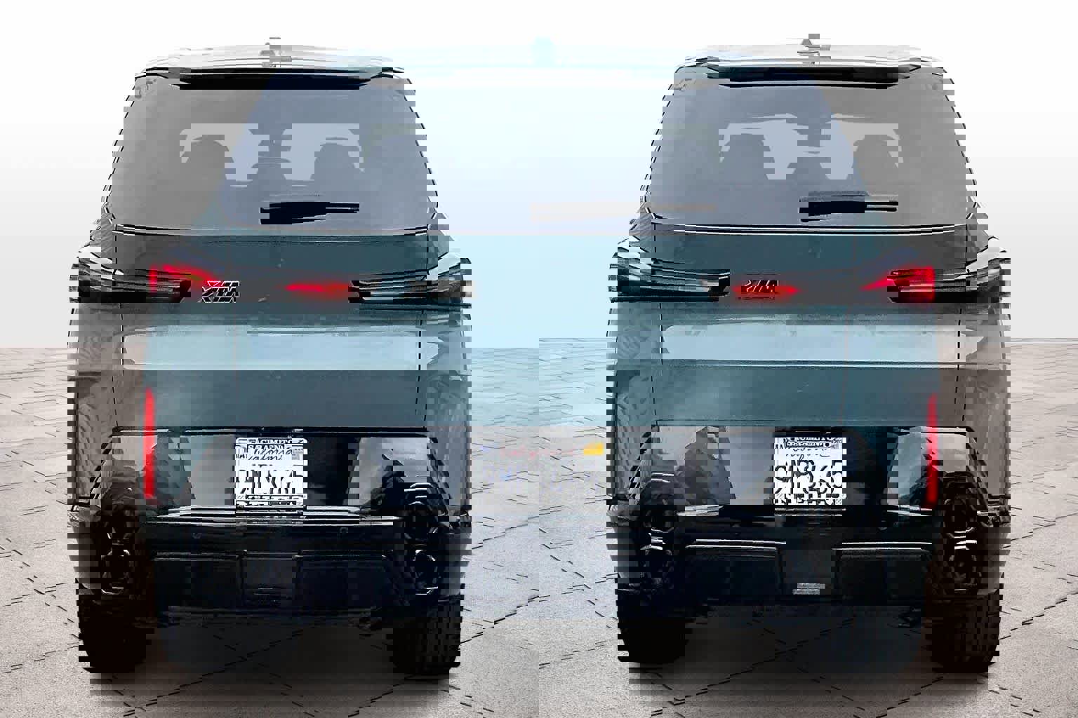 Used 2024 BMW XM w/ M Driver's Package image 7