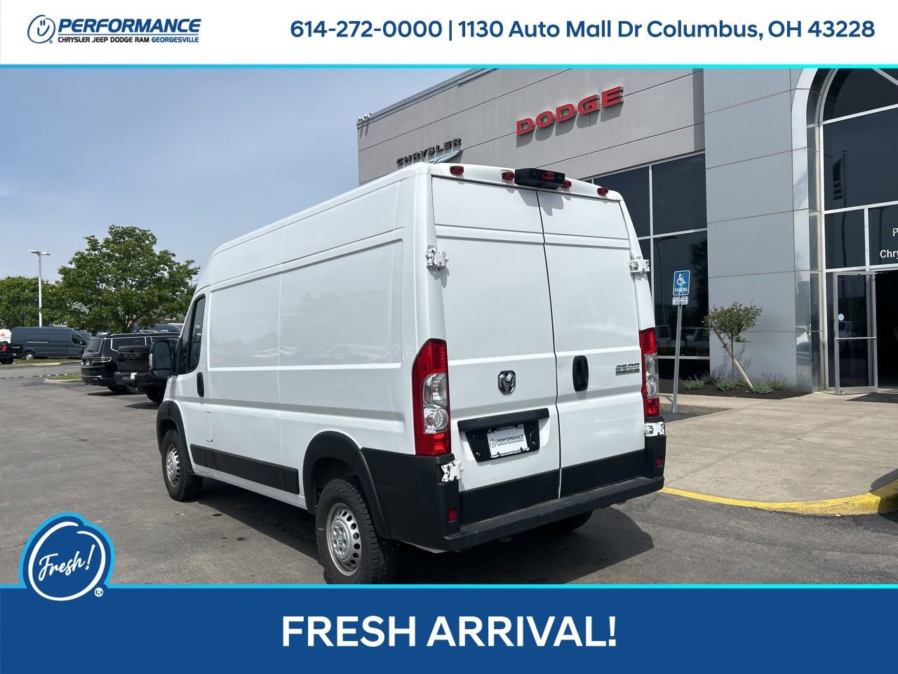 Used 2024 RAM ProMaster 2500 w/ Convenience Group FWD image 6