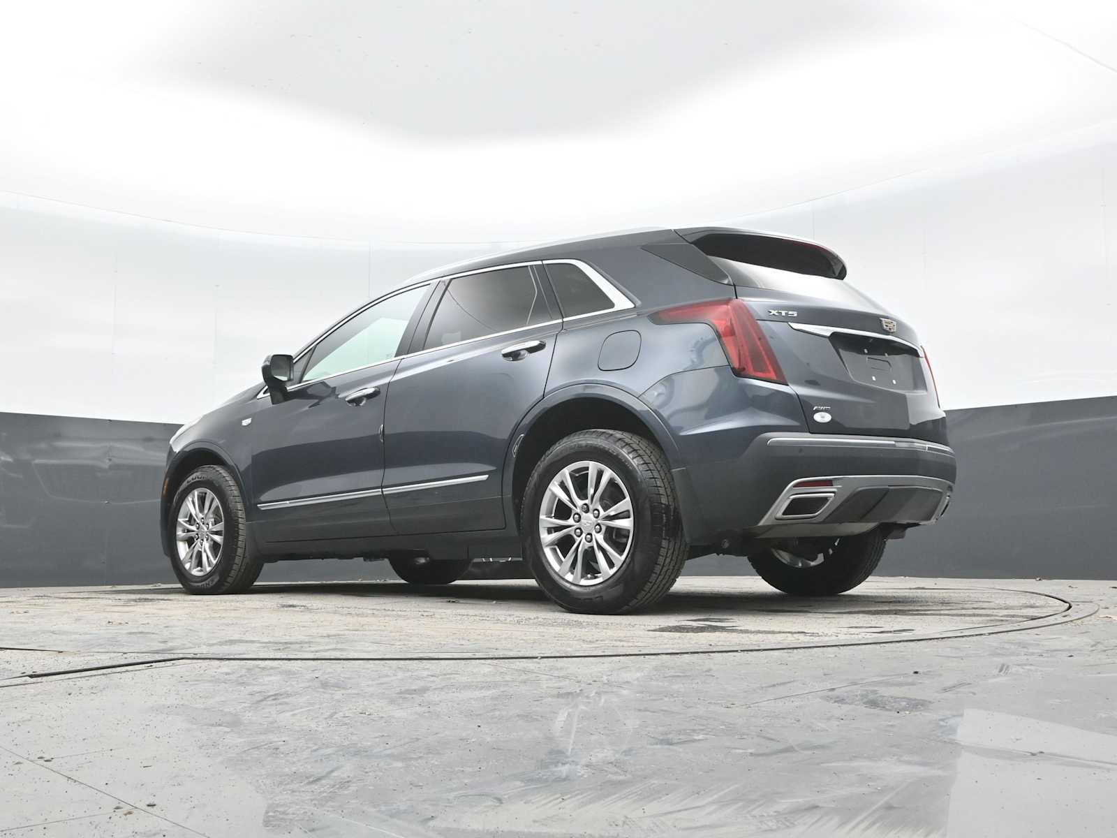 Used 2020 Cadillac XT5 Premium Luxury AWD/4WD image 44