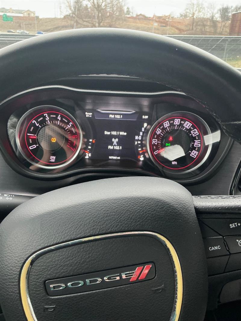 Used 2018 Dodge Challenger R/T RWD image 15