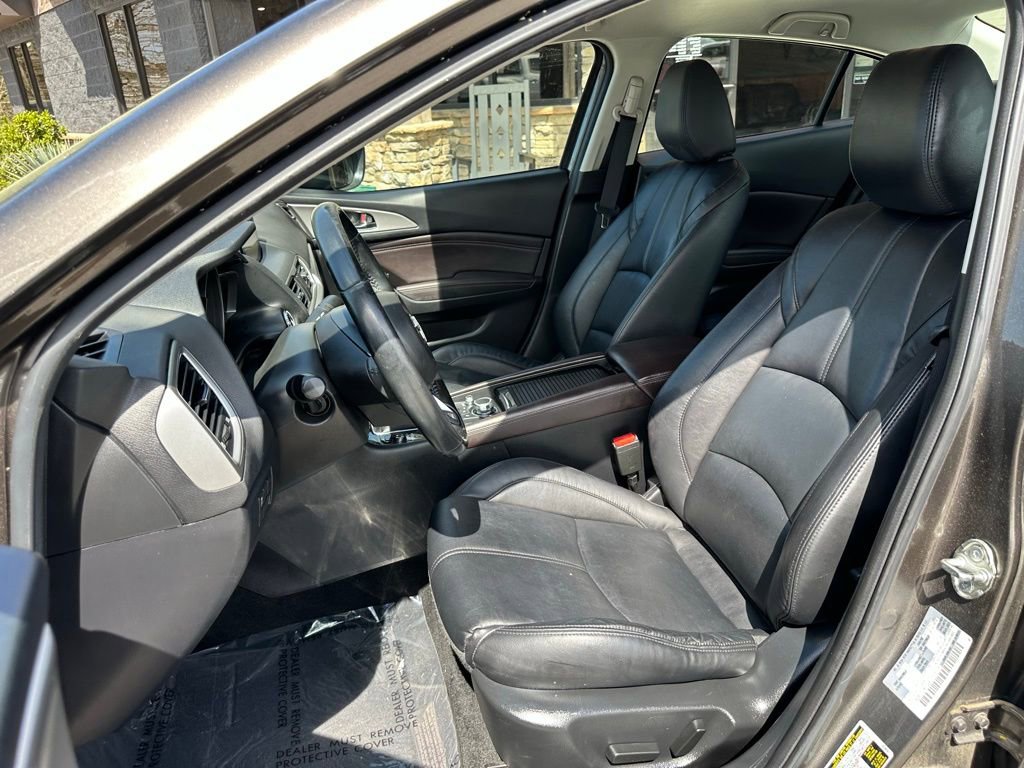 Used 2017 MAZDA MAZDA3 Touring image 10