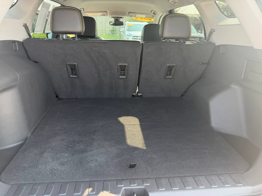 Used 2023 GMC Terrain AT4 w/ Infotainment Package II AWD/4WD image 21