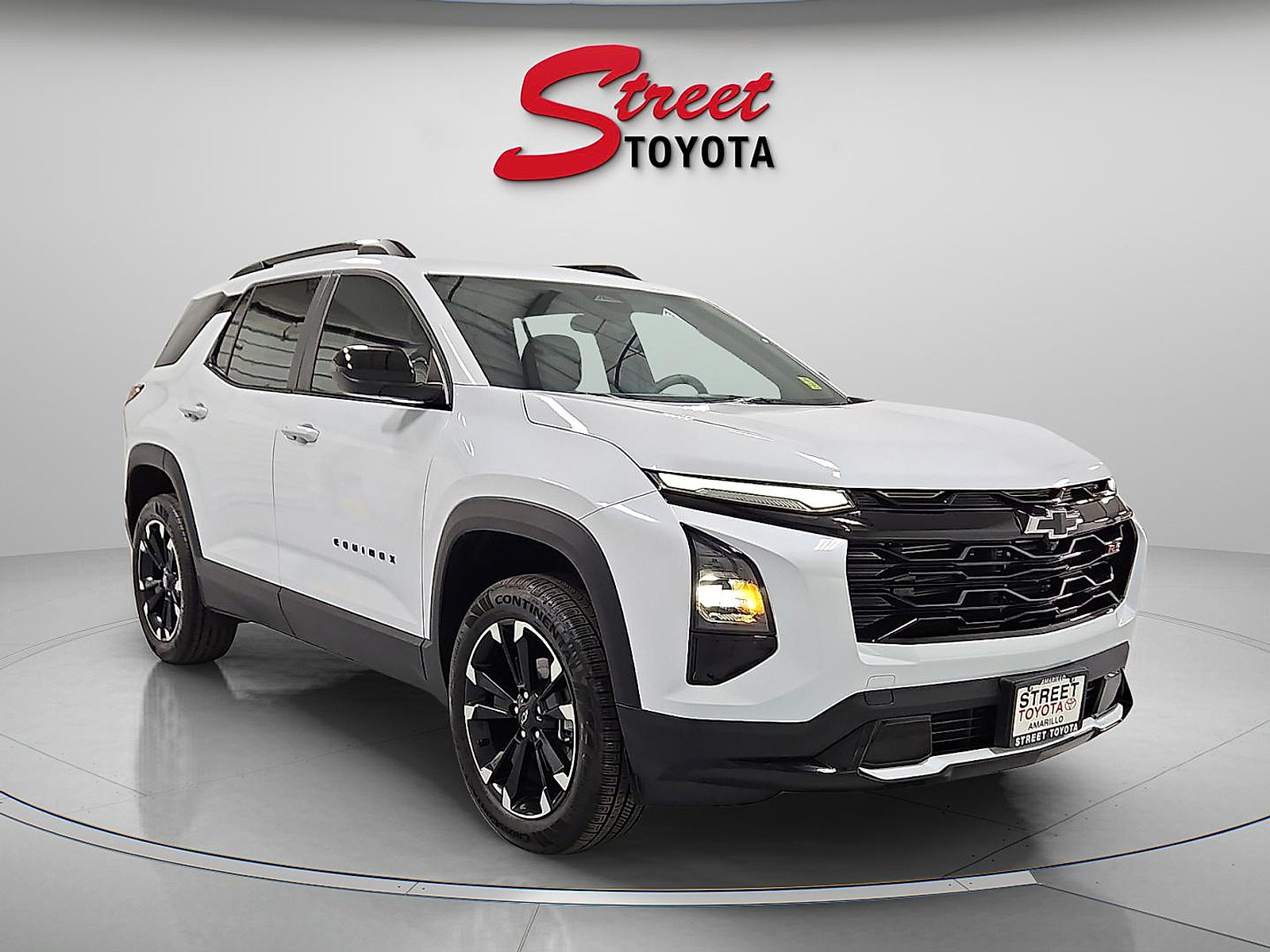 Used 2026 Chevrolet Equinox RS FWD image 4