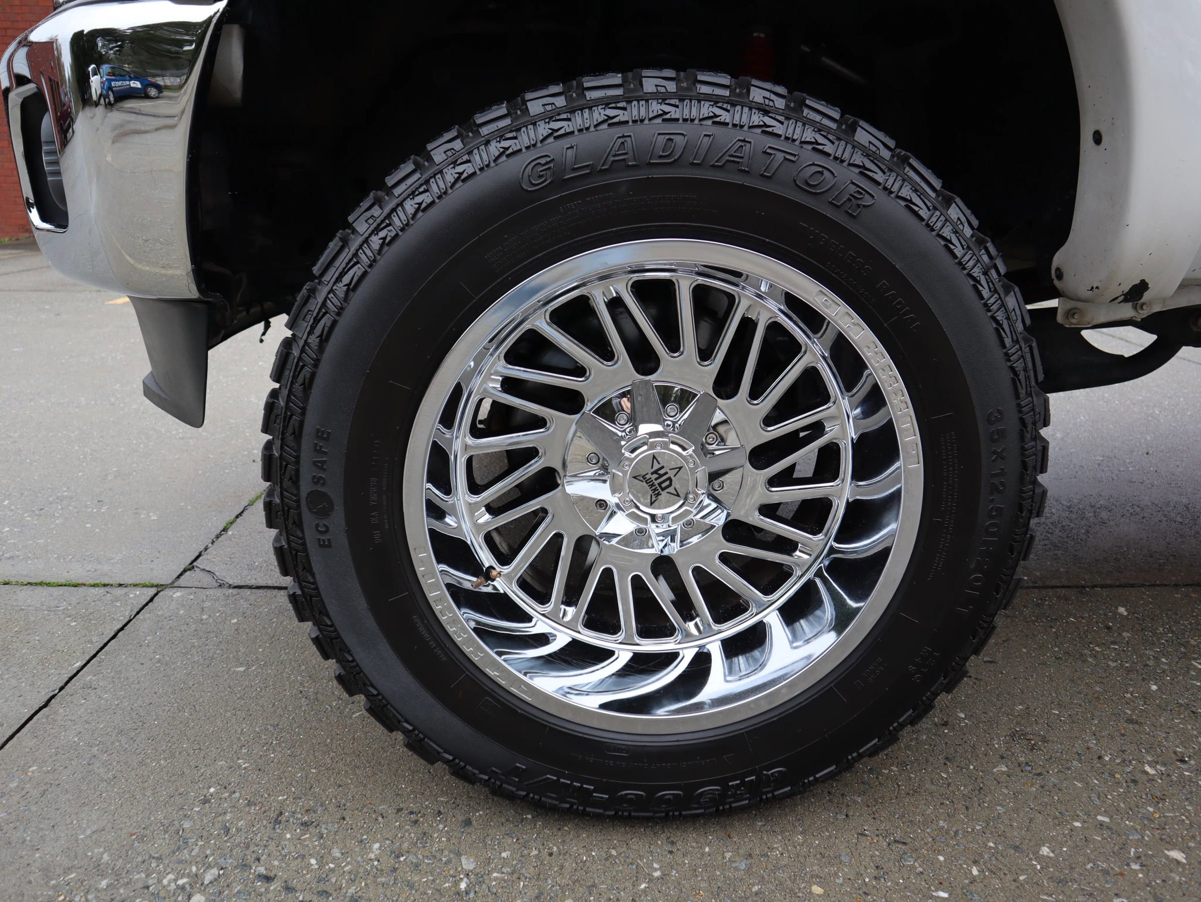 Used 2014 Ford F250 Lariat w/ Lariat Interior Package image 9