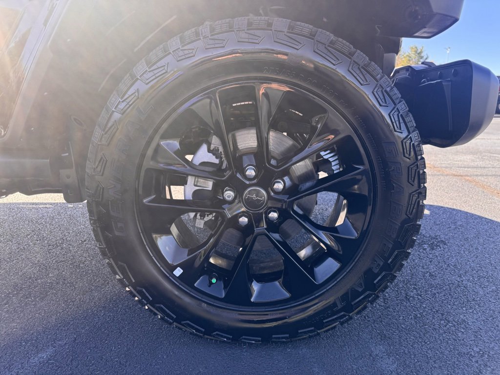 Used 2025 Jeep Gladiator Sport image 26