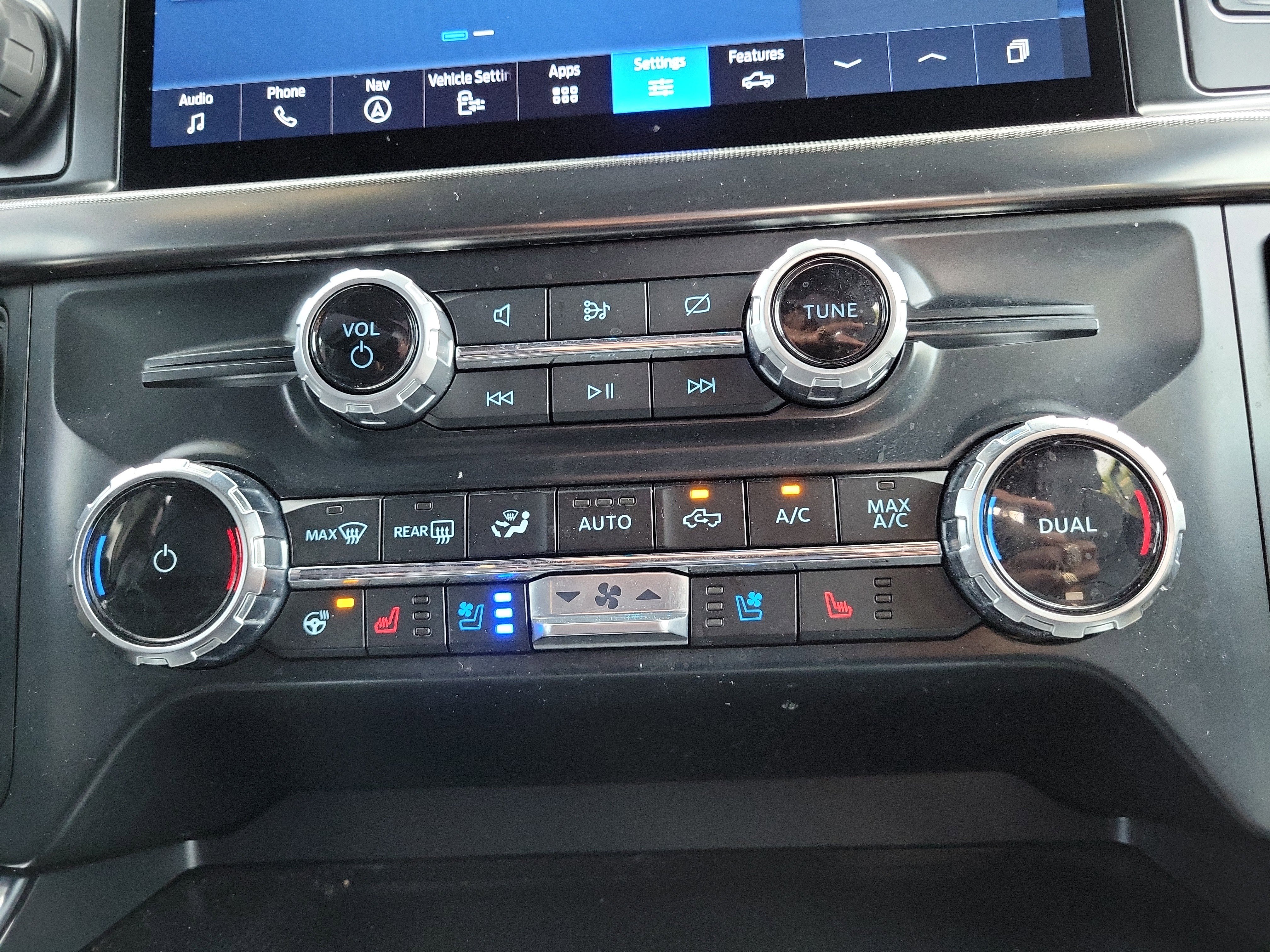 Used 2024 Ford F150 Raptor AWD/4WD image 27
