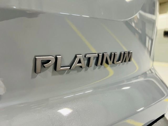 New 2026 Nissan Pathfinder Platinum image 22
