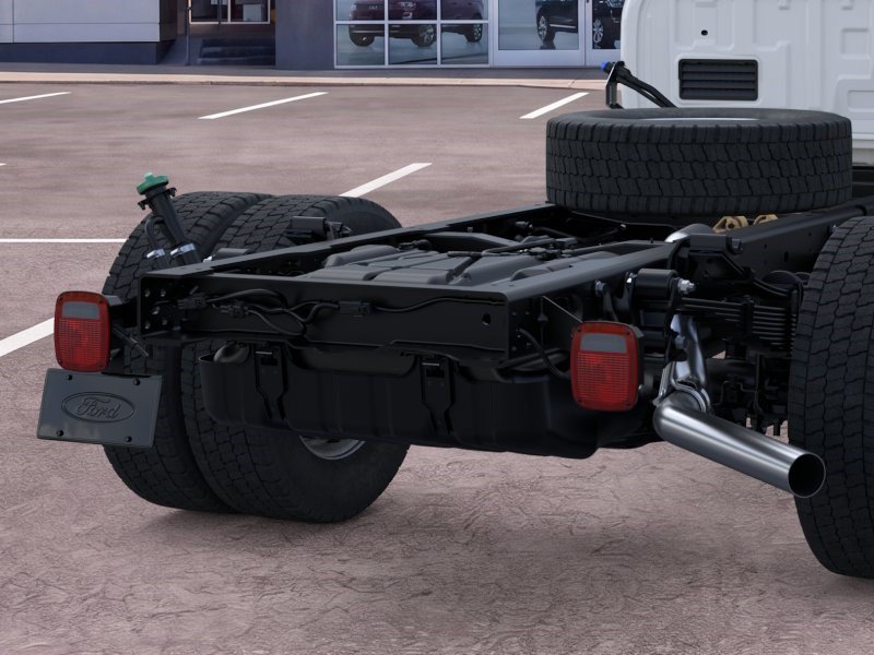 New 2026 Ford F550 4x4 Crew Cab image 24