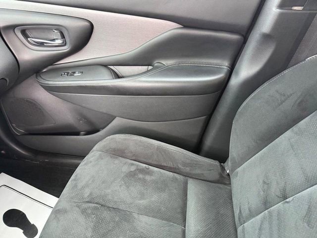 Used 2021 Nissan Murano S image 27