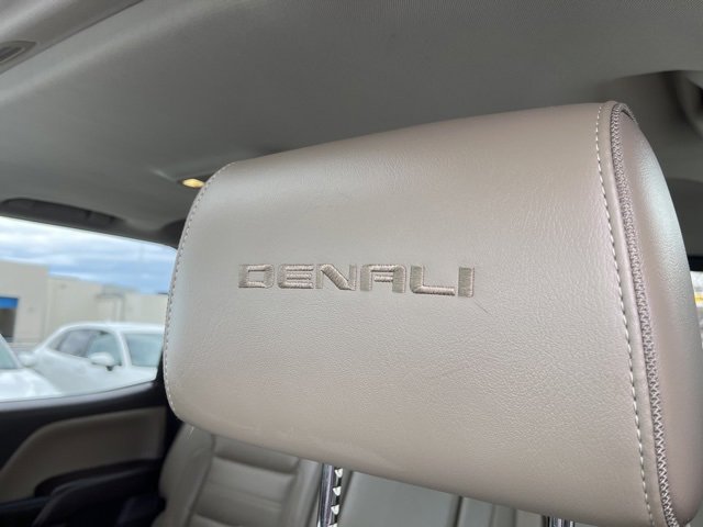 Used 2016 GMC Sierra 2500 Denali w/ Duramax Plus Package image 16