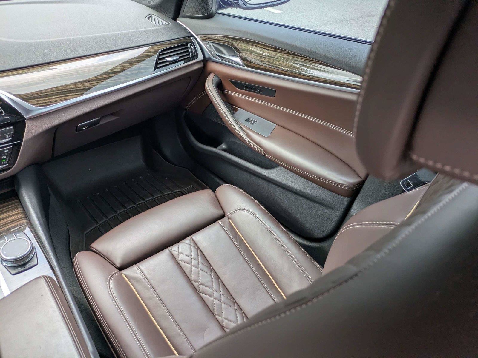 Used 2018 BMW 540i RWD image 20