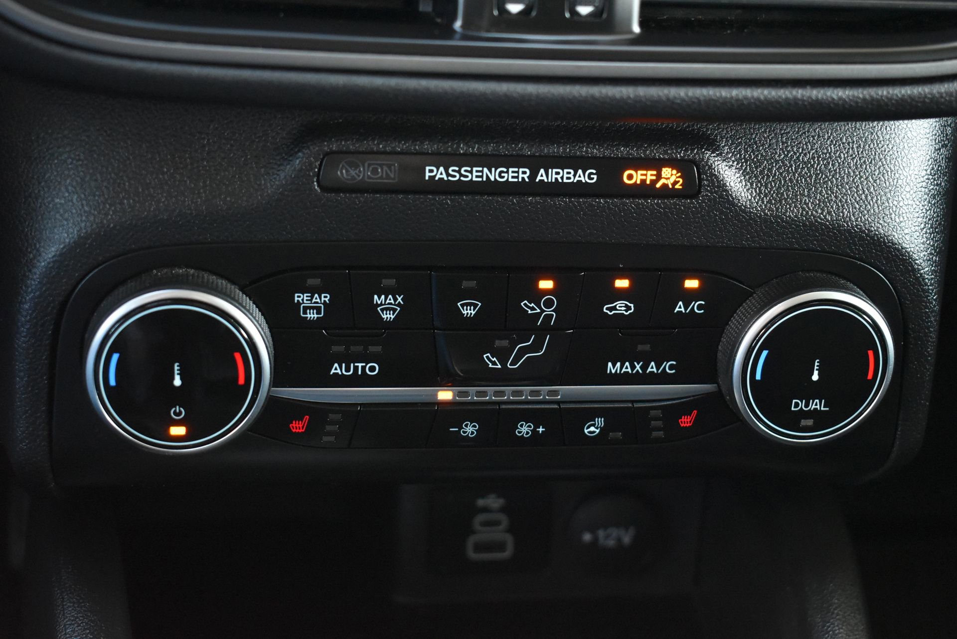 Used 2024 Ford Escape Active AWD/4WD image 30