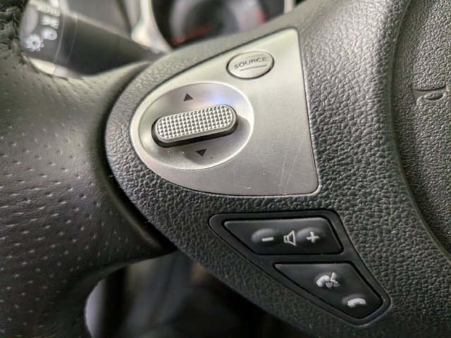 Used 2012 Nissan Juke SL AWD/4WD image 29
