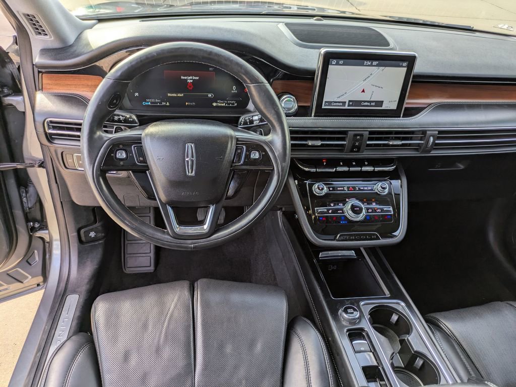 Used 2022 Lincoln Corsair Reserve w/ Equipment Group 201A image 14