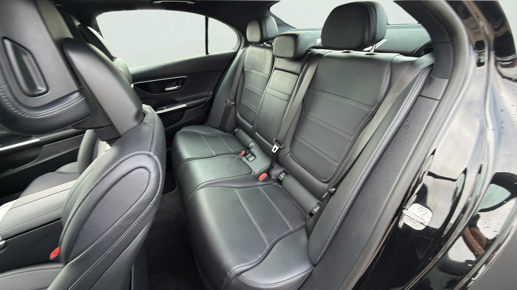 Certified 2024 Mercedes-Benz C 300 4MATIC Sedan image 20