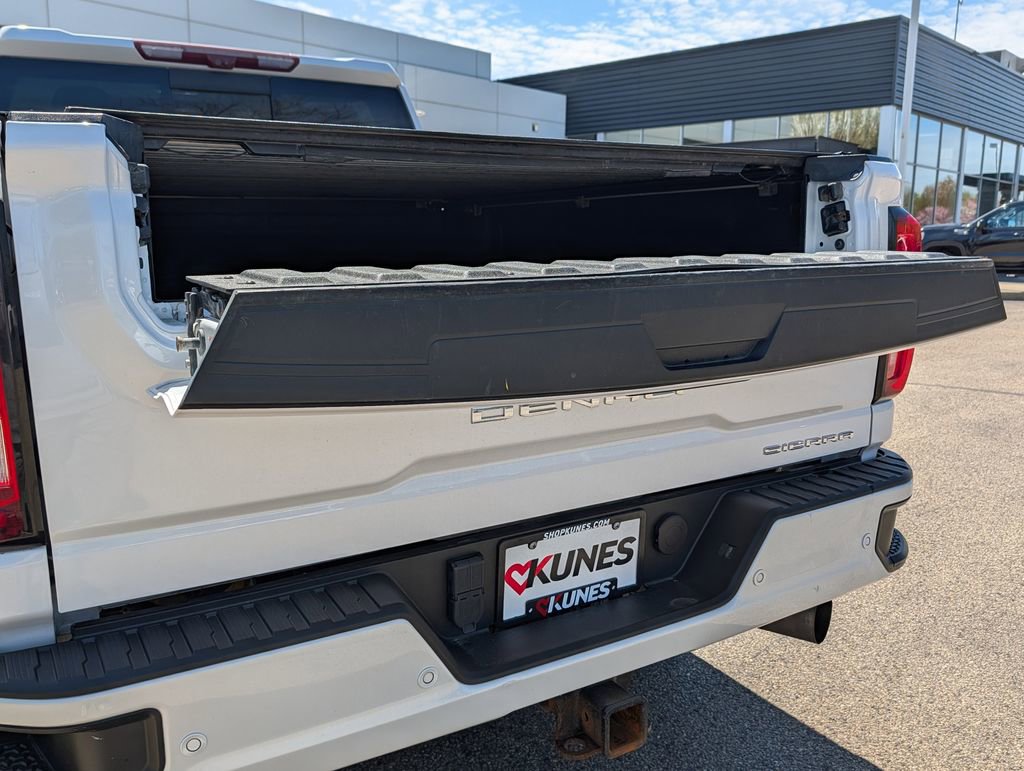 Used 2020 GMC Sierra 2500 Denali w/ Denali Ultimate Package AWD/4WD image 27
