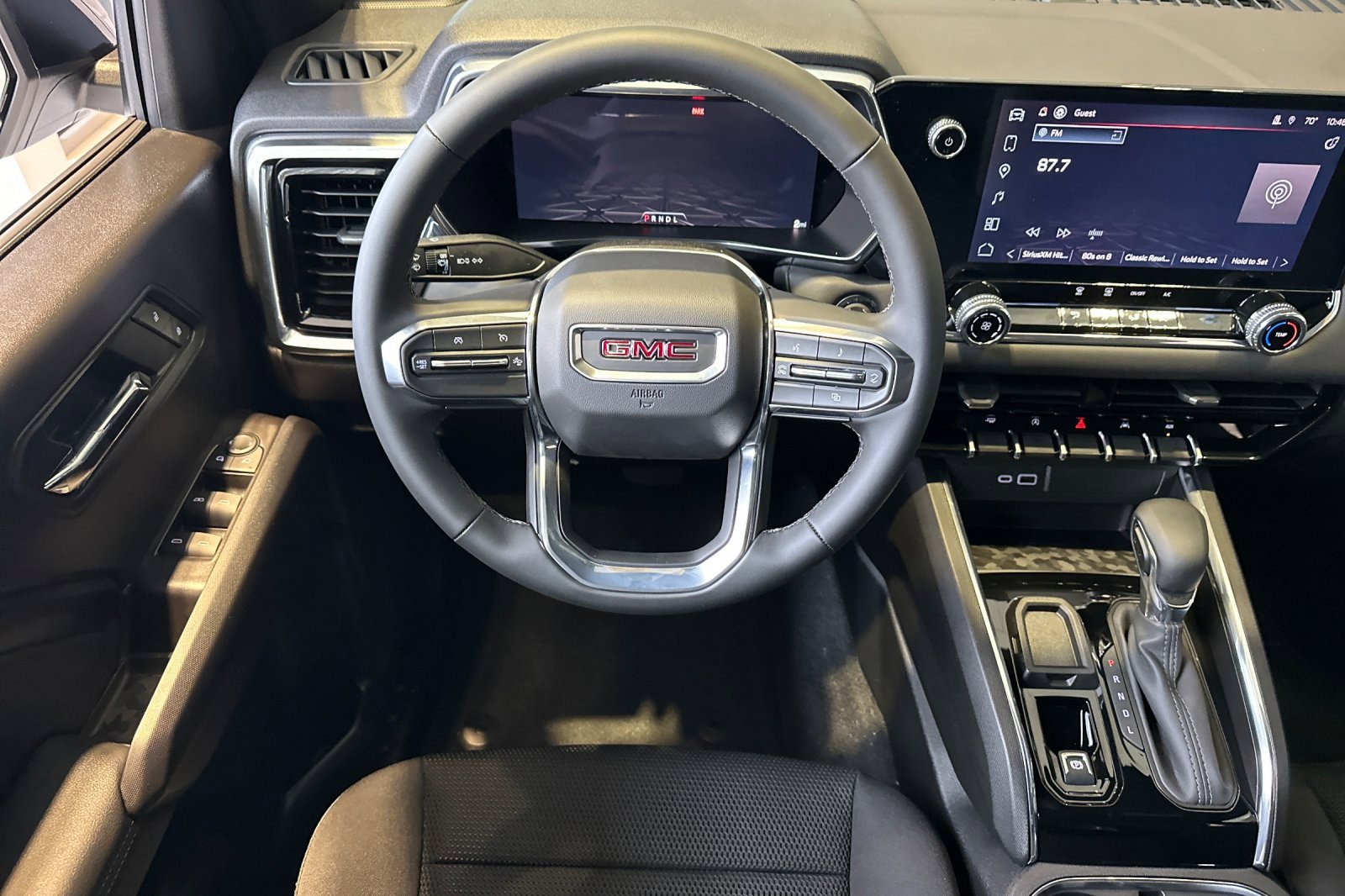 New 2026 GMC Canyon Elevation image 15