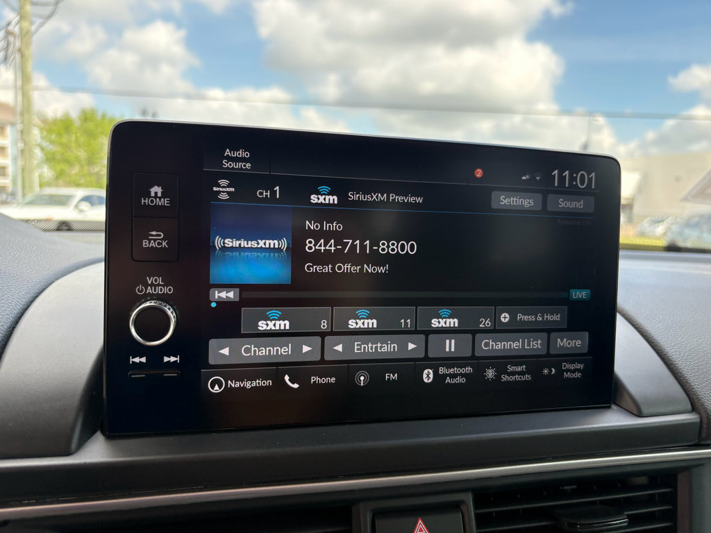 Certified 2024 Honda Pilot Touring image 17