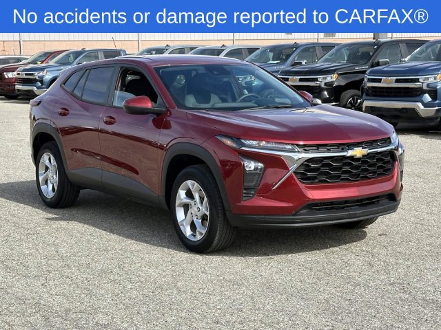 Certified 2024 Chevrolet Trax LS w/ LS Convenience Package FWD image 8