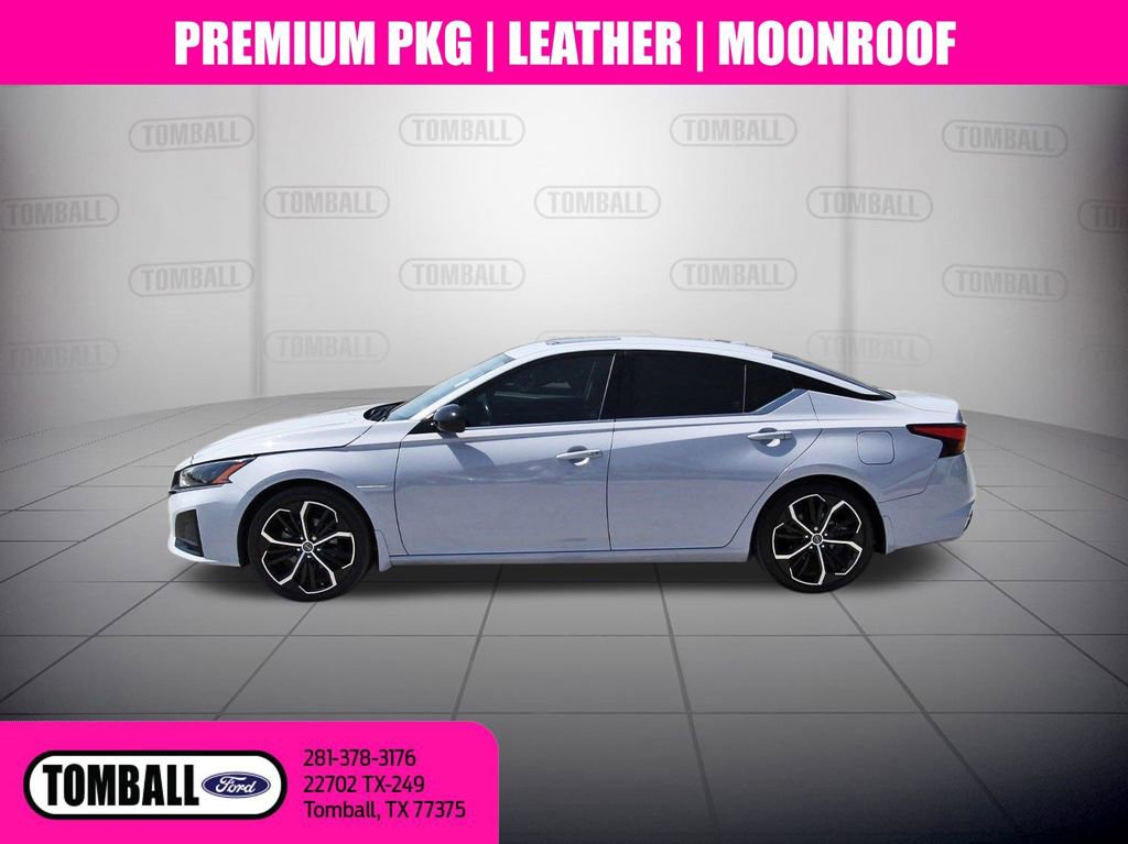 Used 2024 Nissan Altima 2.5 SR w/ SR Premium Package image 4