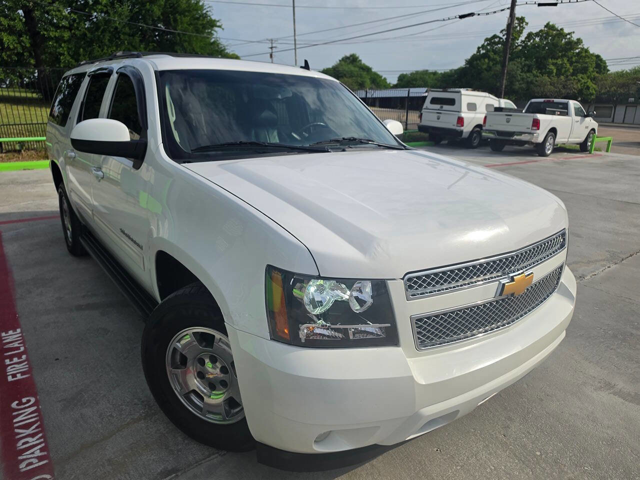 Used 2012 Chevrolet Suburban LT AWD/4WD image 59