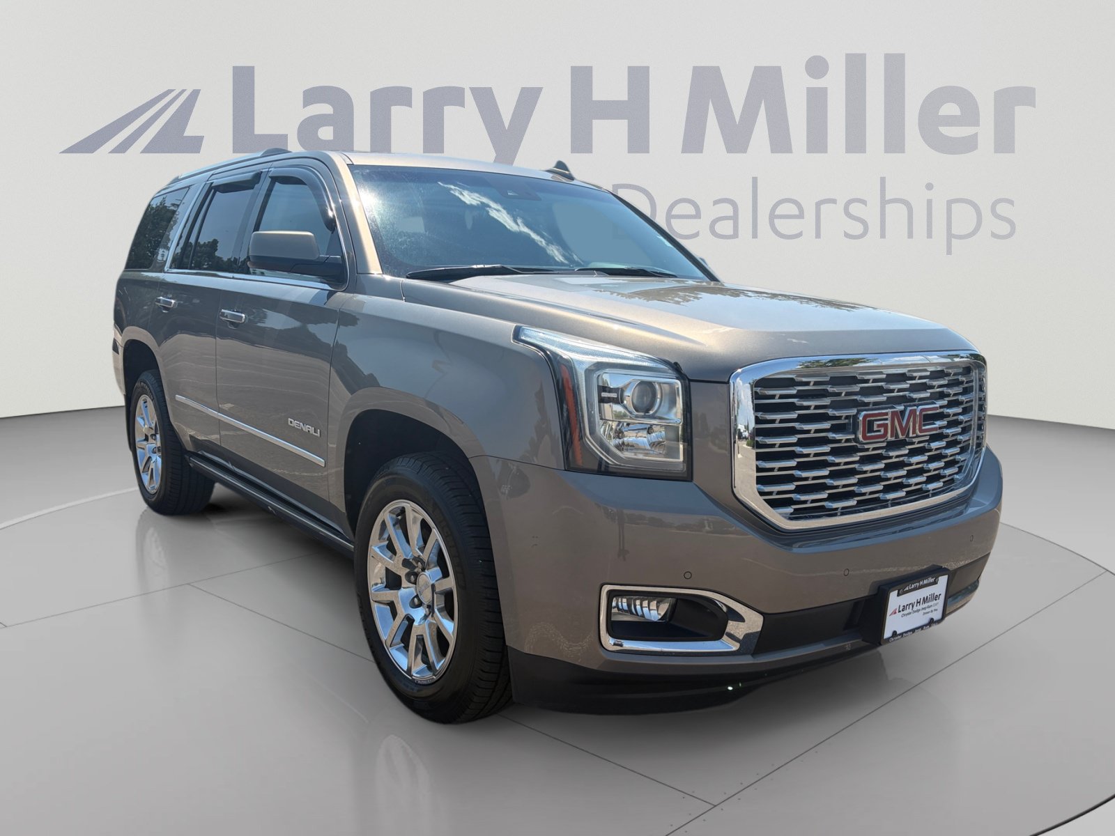 Used 2019 GMC Yukon Denali AWD/4WD image 8