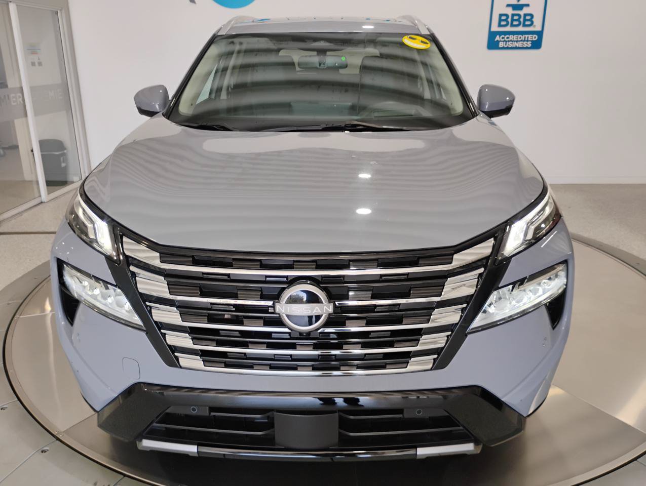 Used 2024 Nissan Rogue Platinum w/ Platinum Premium Package FWD image 37