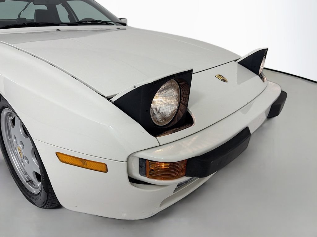 Used 1987 Porsche 944 Coupe RWD image 13