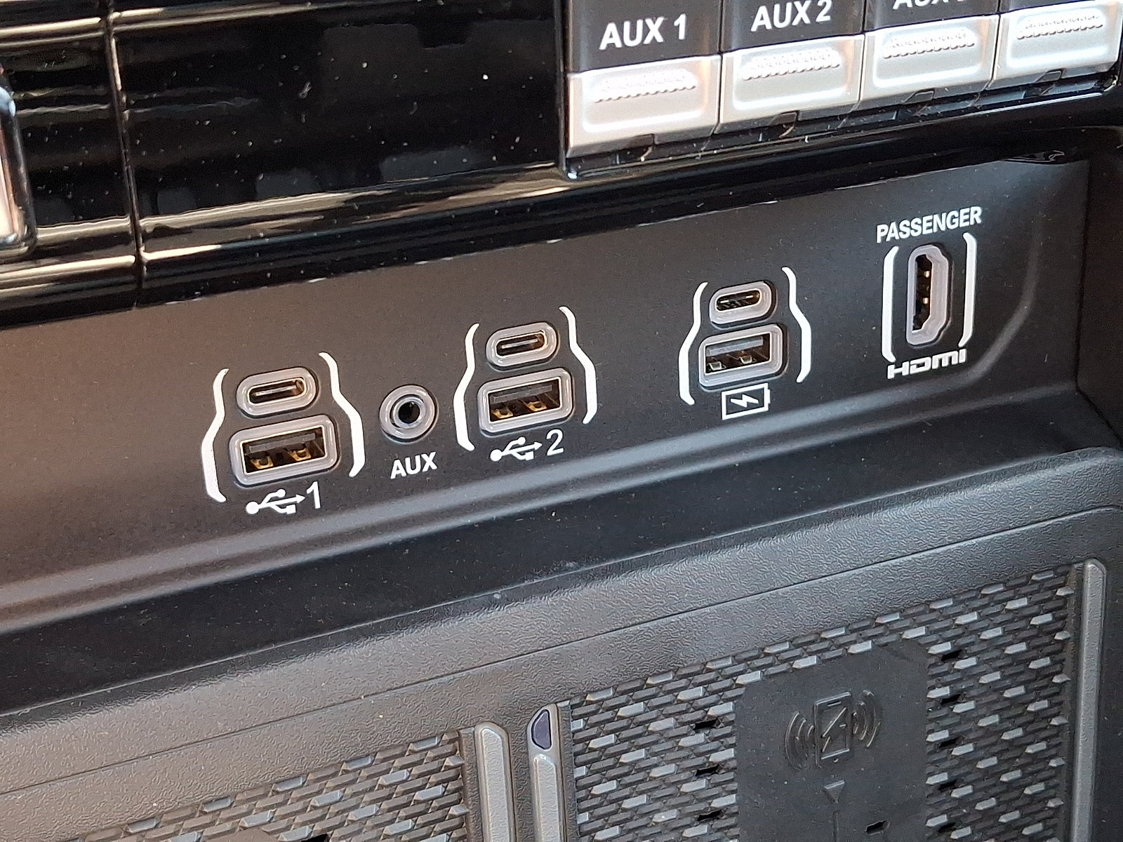 New 2026 RAM 1500 RHO w/ RHO Level 1 Equipment Group AWD/4WD image 15