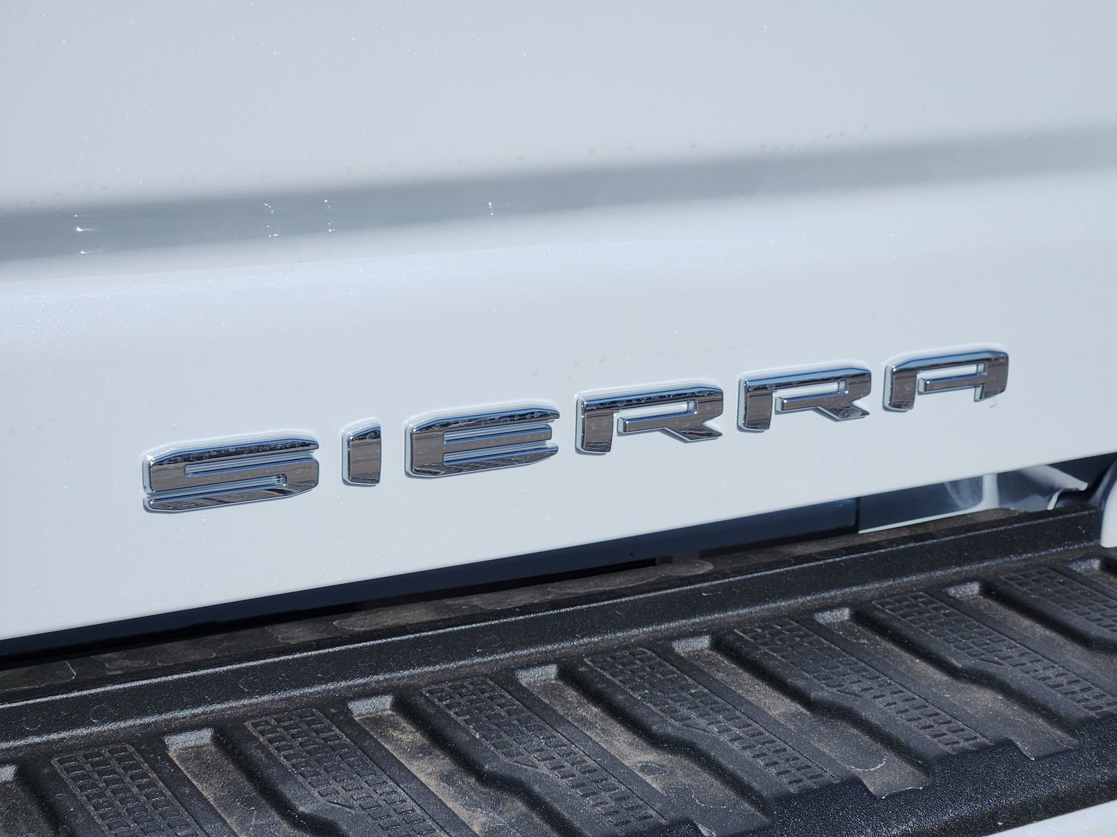 New 2026 GMC Sierra 2500 Denali w/ Denali Reserve Package image 12