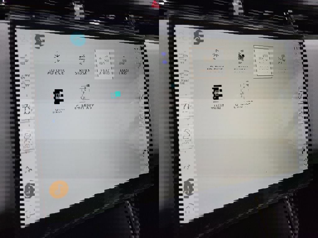 New 2026 Land Rover Range Rover Velar Dynamic SE image 32