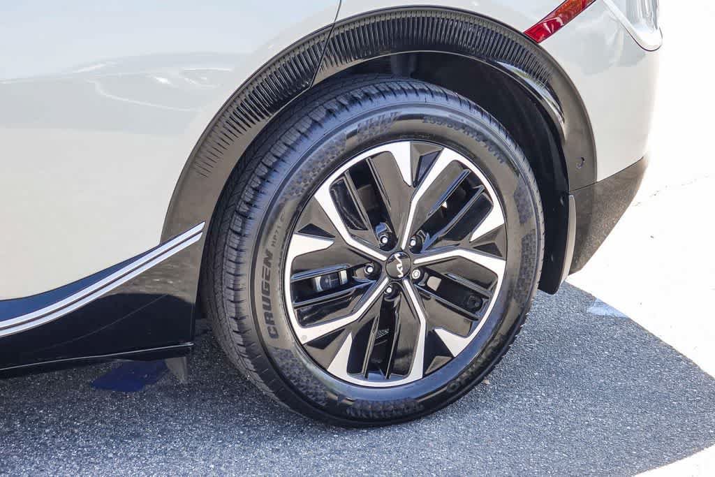 Certified 2023 Kia EV6 Wind w/ Wind Technology Package AWD/4WD image 10
