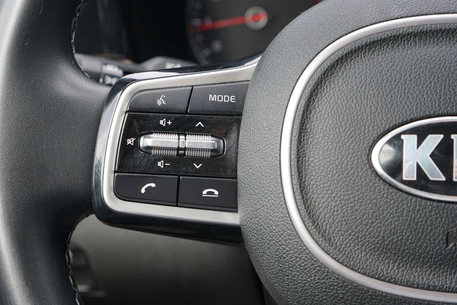 Used 2021 Kia Sorento EX FWD image 13