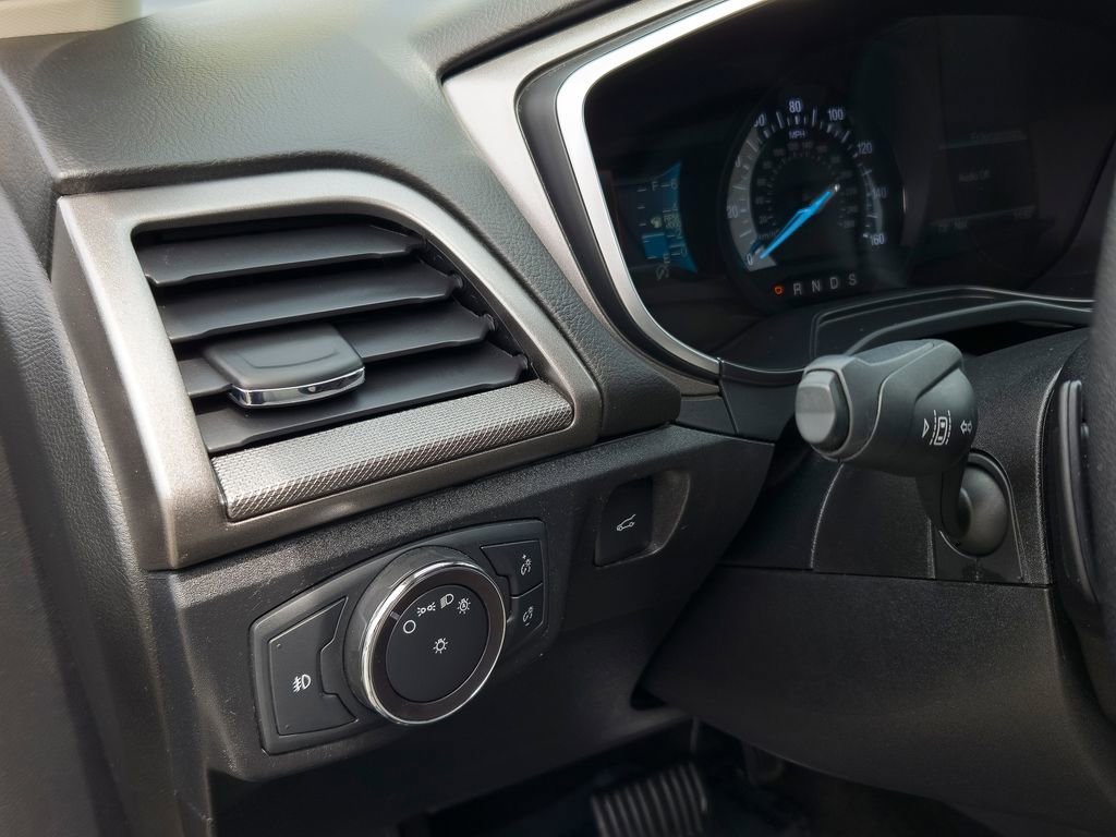 Used 2019 Ford Fusion SE w/ Equipment Group 151A image 15
