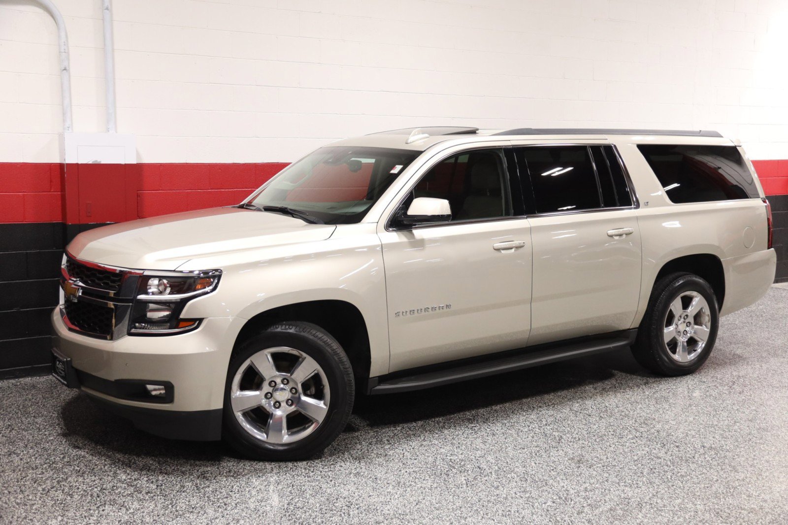 Used 2017 Chevrolet Suburban LT AWD/4WD image 19