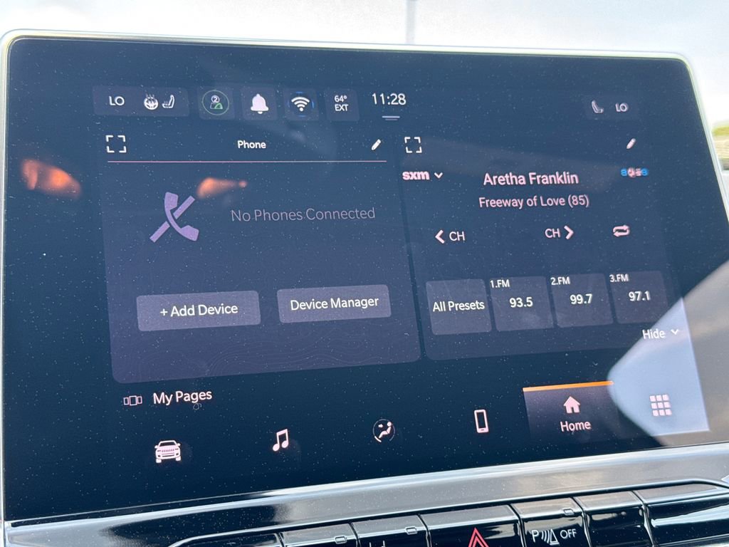 Used 2025 Jeep Compass Limited image 28