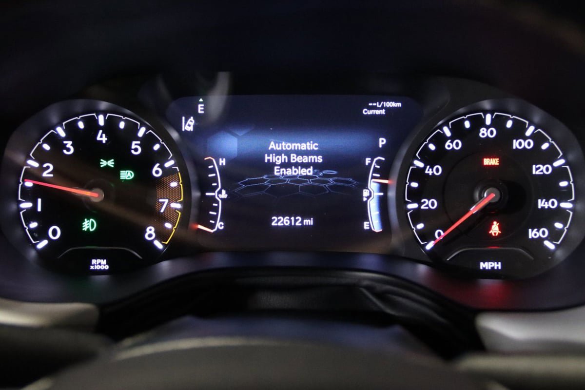 Used 2022 Jeep Compass Limited image 39