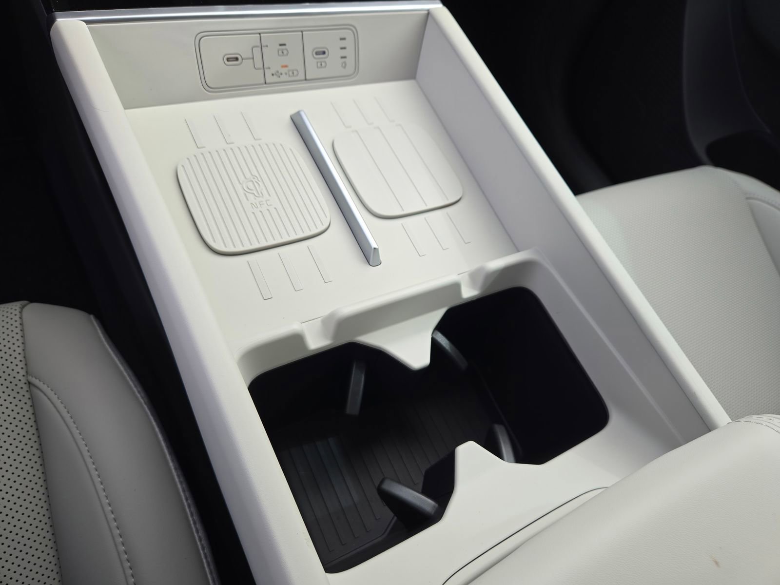 New 2026 Hyundai Santa Fe SEL FWD image 13