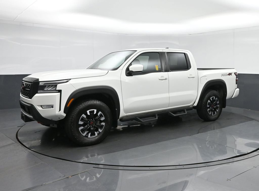 Used 2024 Nissan Frontier PRO-4X w/ Technology Package AWD/4WD image 3