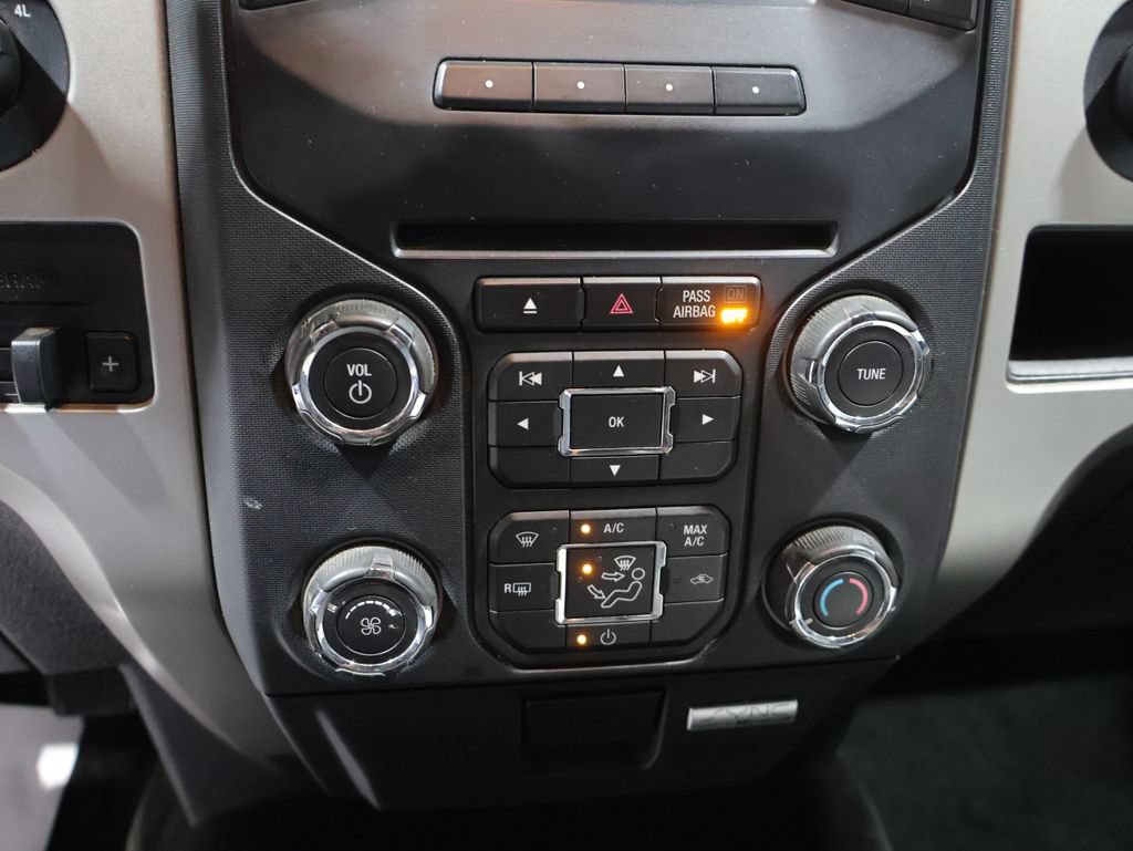 Used 2014 Ford F150 XLT w/ Equipment Group 302A Luxury AWD/4WD image 29