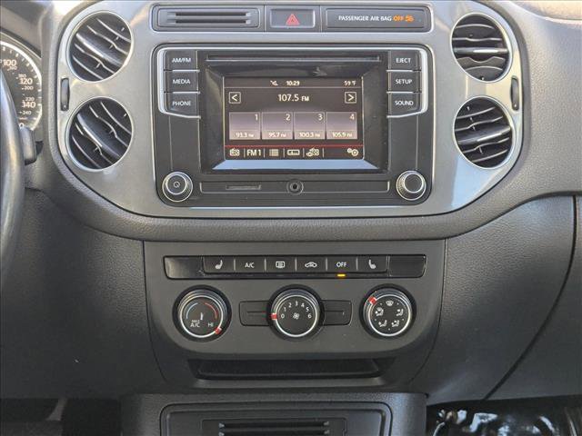 Used 2016 Volkswagen Tiguan S image 14