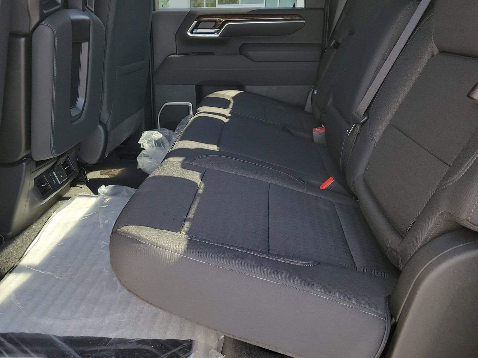 New 2026 GMC Sierra 2500 SLE w/ SLE Value Package; image 7