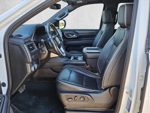 Used 2021 GMC Yukon SLT w/ SLT Premium Package image 16