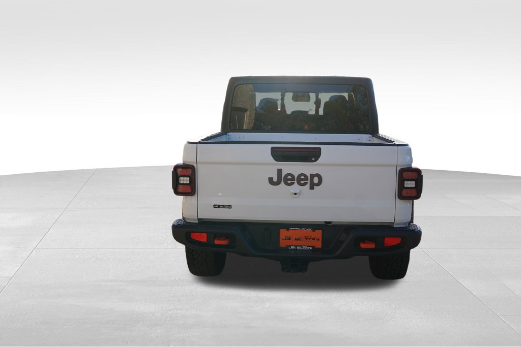 Used 2026 Jeep Gladiator Mojave AWD/4WD image 6