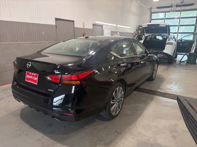Certified 2025 Nissan Altima 2.5 SL AWD/4WD image 3
