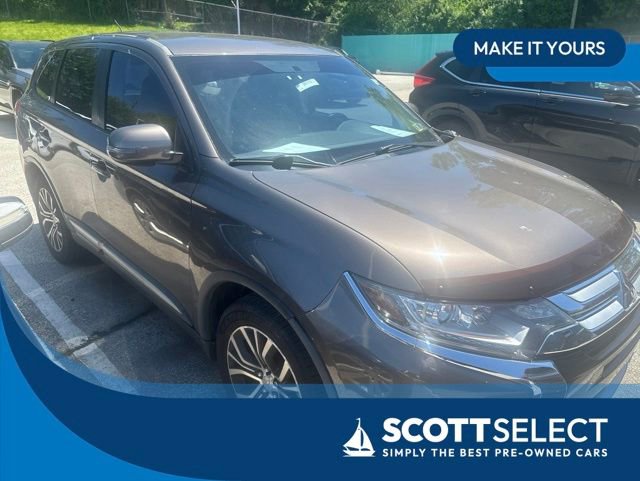 Used 2016 Mitsubishi Outlander SE FWD image 1