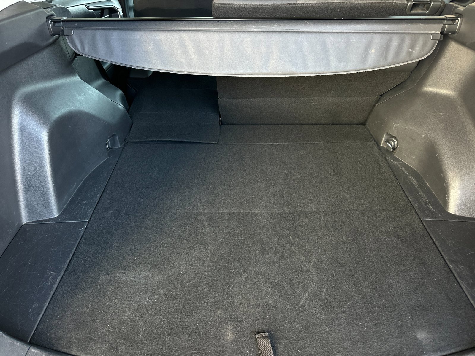 Used 2024 Toyota RAV4 XLE image 14