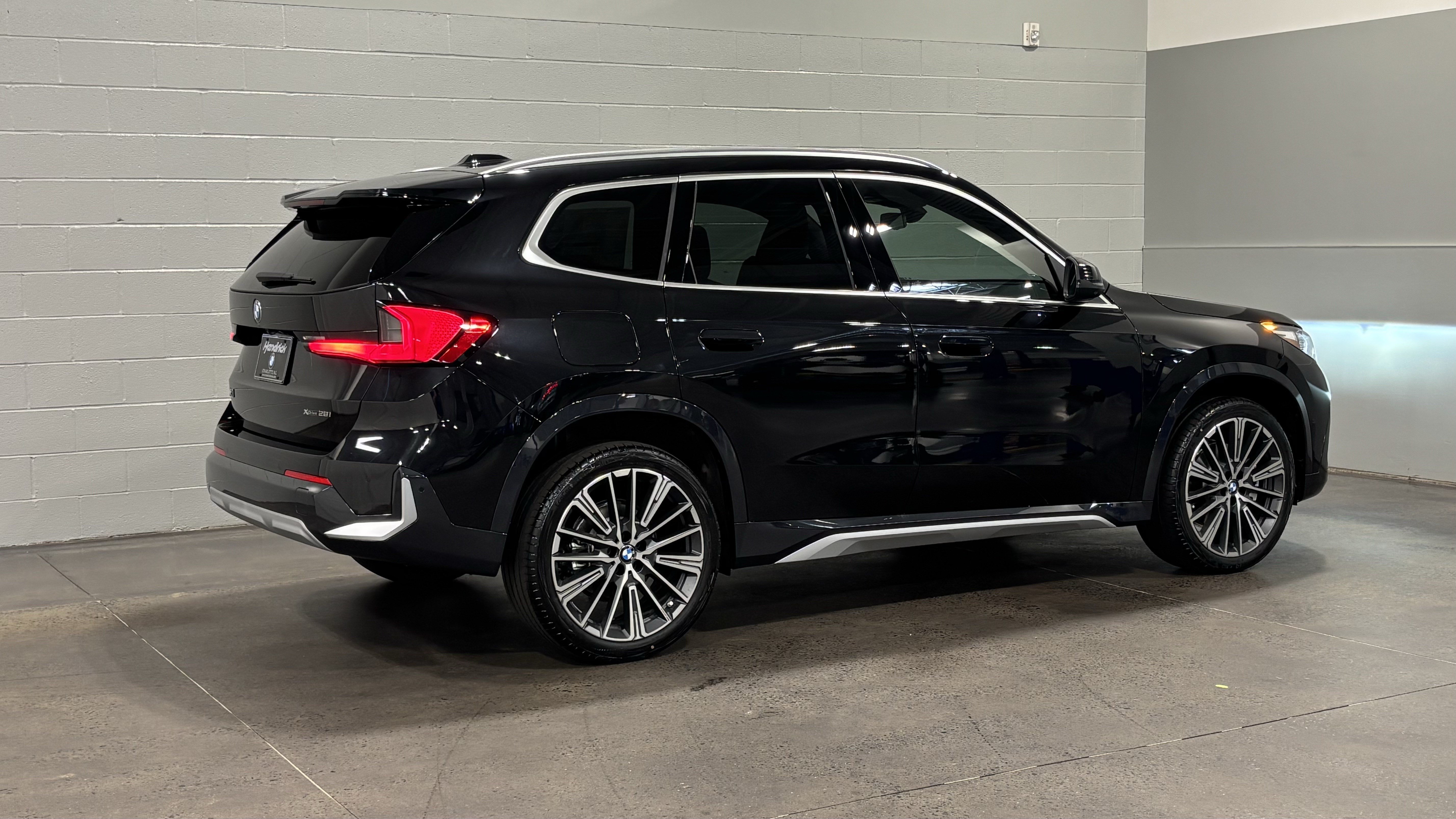 Used 2026 BMW X1 xDrive28i w/ Technology Package AWD/4WD image 8